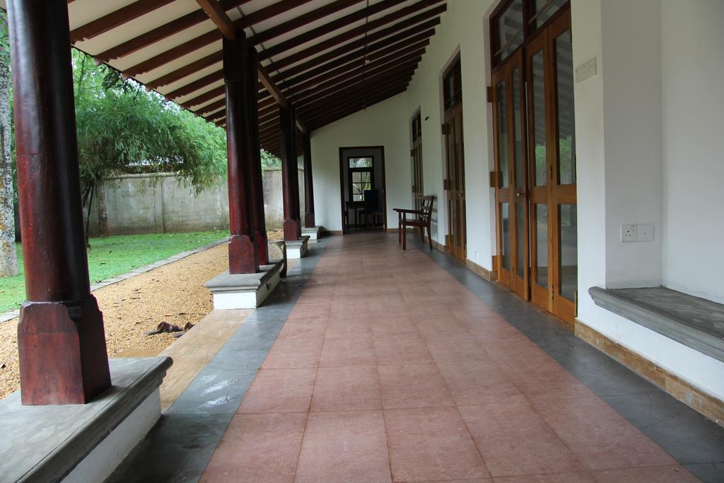 Sagala Bungalow Hotel Kalutara Exterior photo